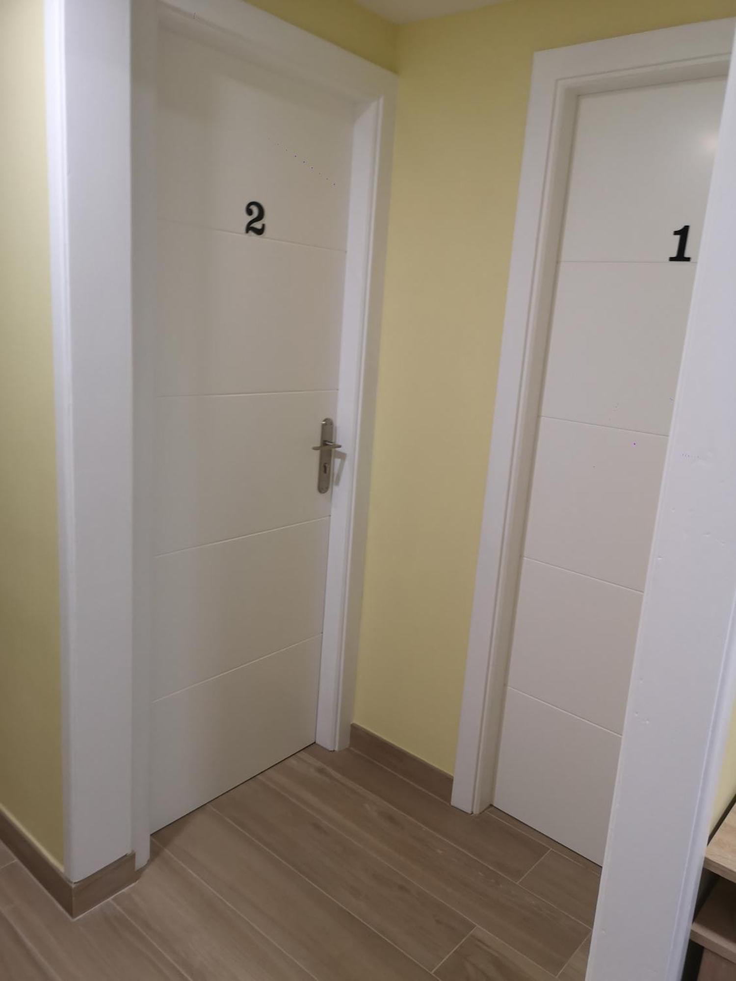 Hostal Mari En La Laguna, Alquiler Habitacion Privada En Hostal, 6 Habitaciones Cerca De La Universidad Y Aeropuerto Norte, 3 Banos Compartidos San Cristóbal de La Laguna Exterior foto